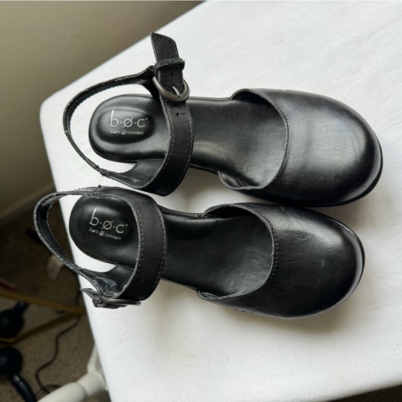 B.O.C Black Leather Mary Jane Slingback Clogs Size 7 - Picture 3 of 8